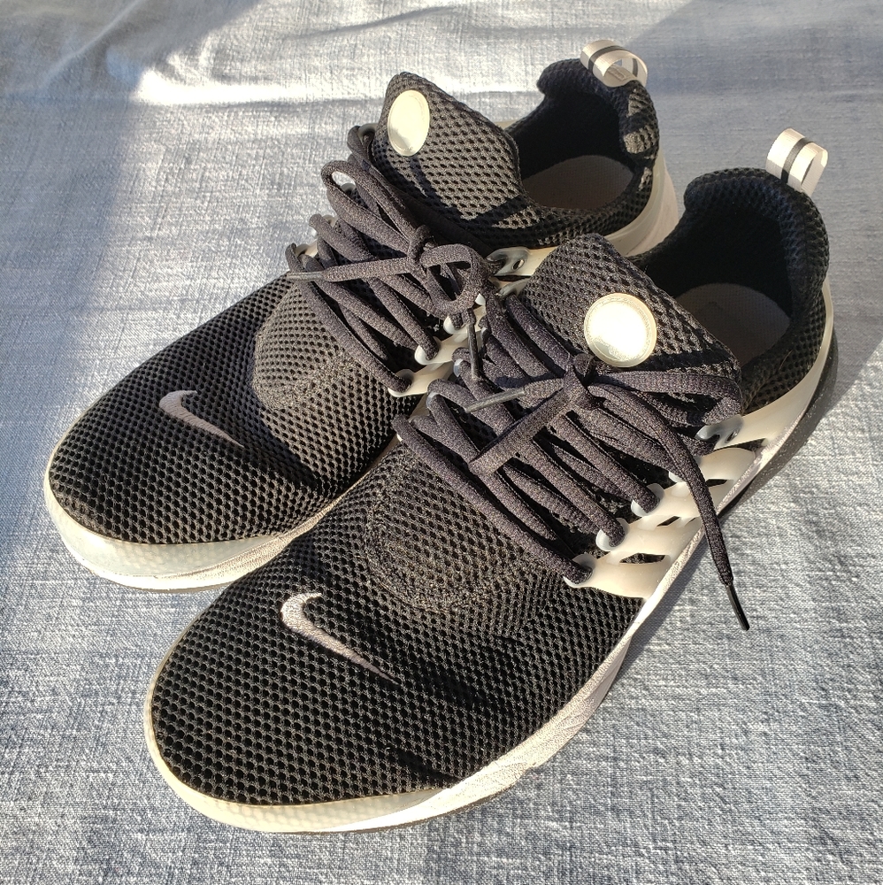 Black Running Shoes